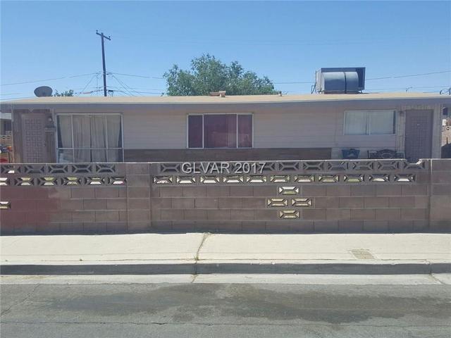 1932 Hart Ave