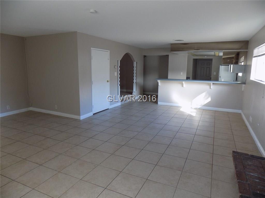 3004 Vegas Dr