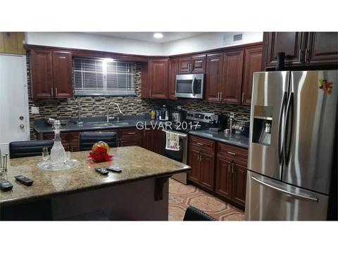 1825 Palo Alto Cir