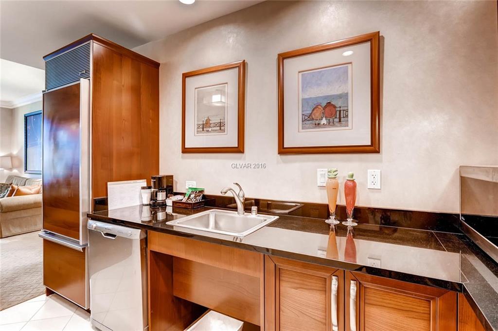 145 E Harmon Ave #821