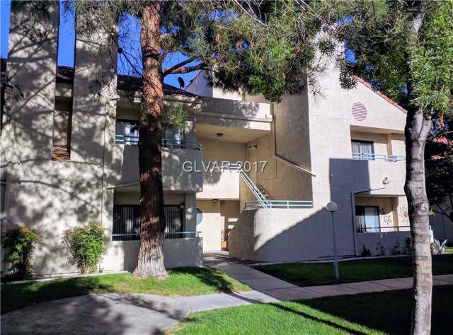5208 Sir James Way