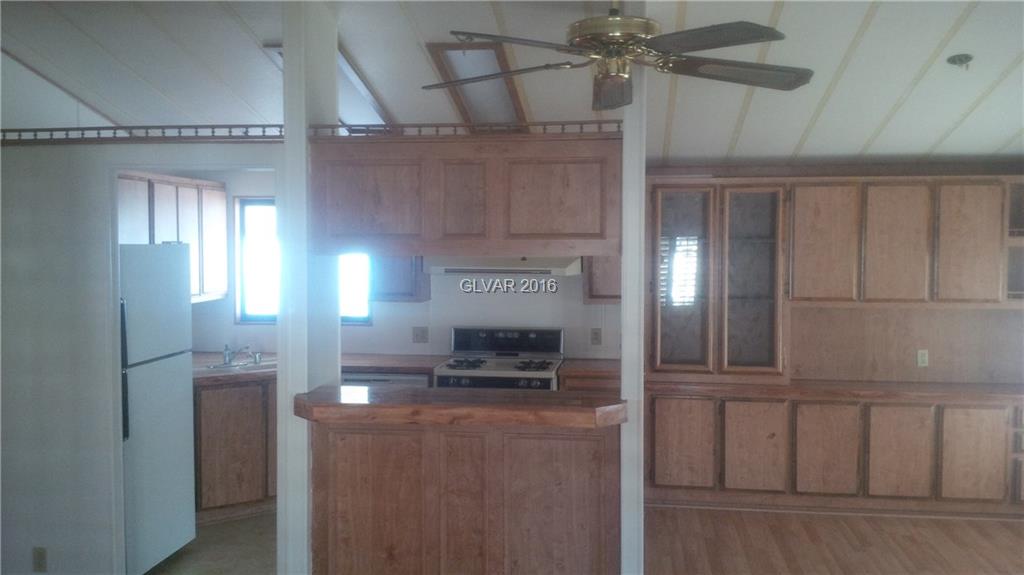 3142 La Barca Ln