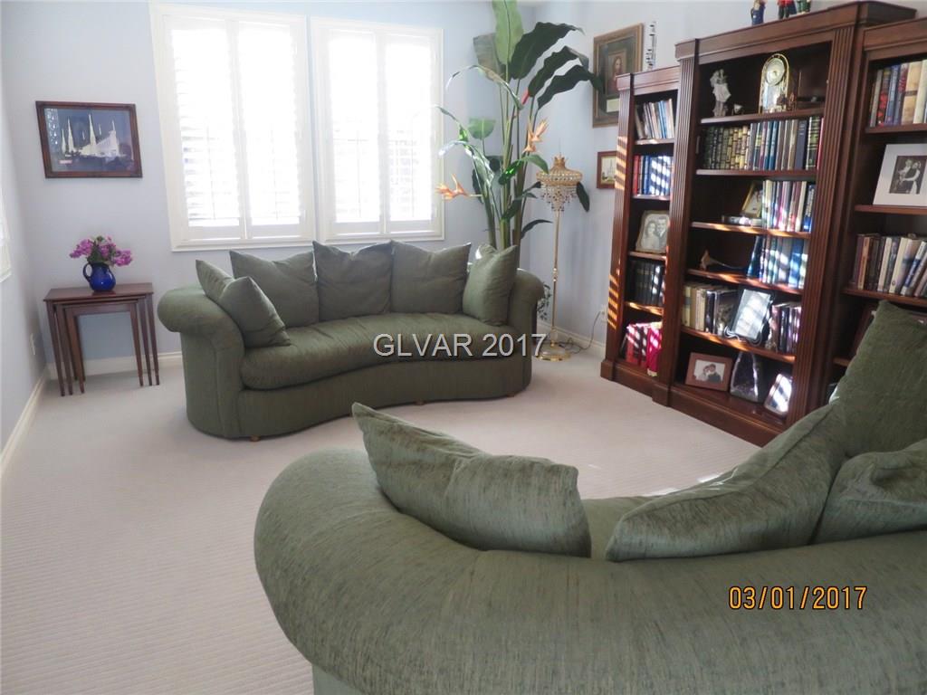 4365 N Bonita Vista St