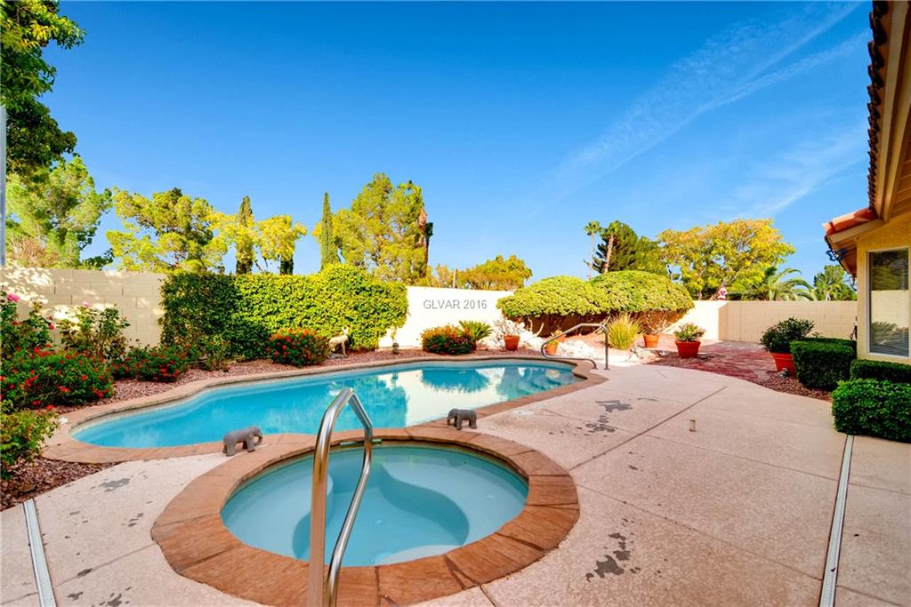 7508 Enchanted Hills Dr