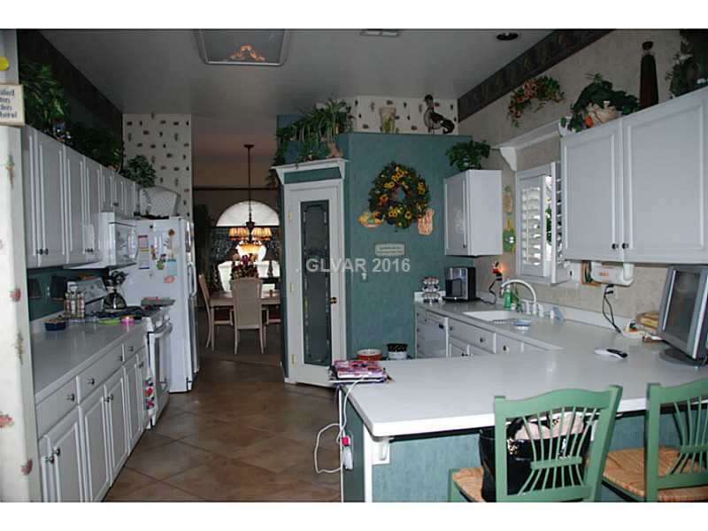 5201 Palm View Dr, Las Vegas NV 89130