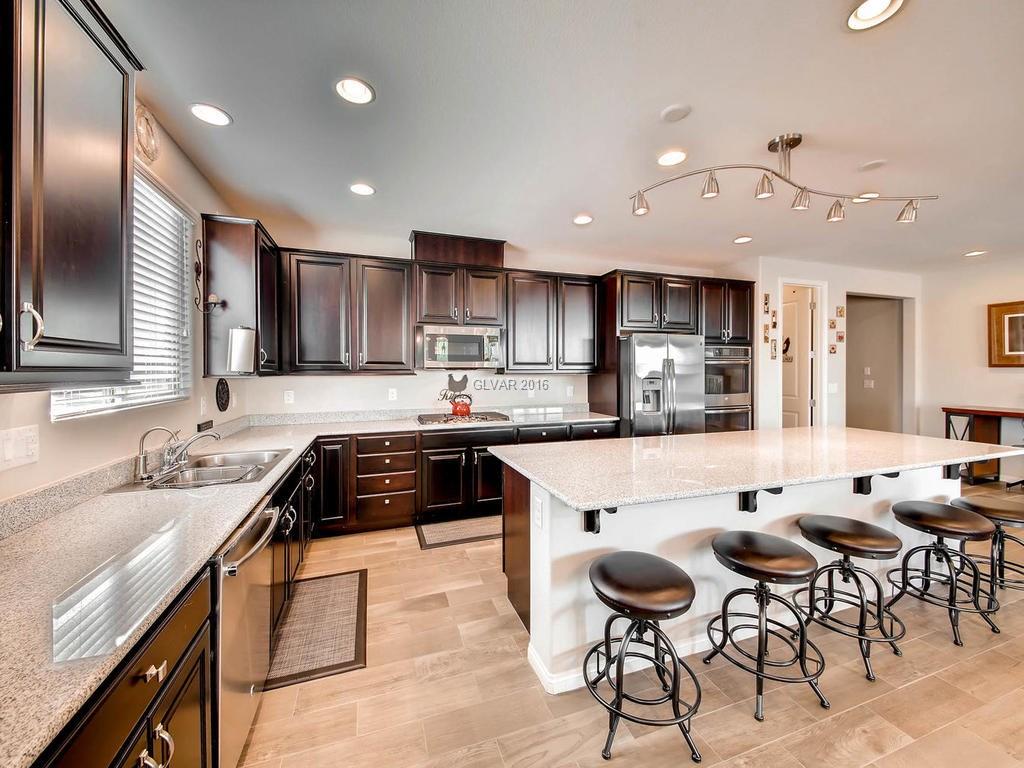 5602 Mackenzie Park Ct