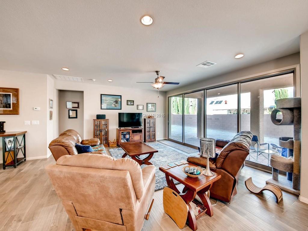 5602 Mackenzie Park Ct