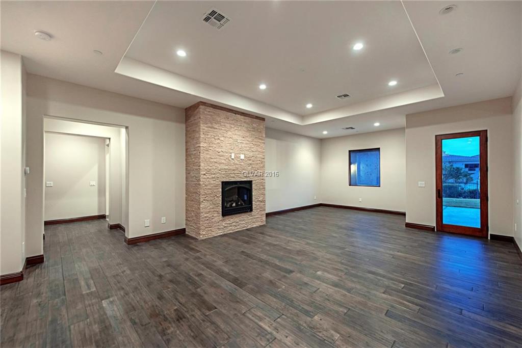 48 Olympia Canyon Way