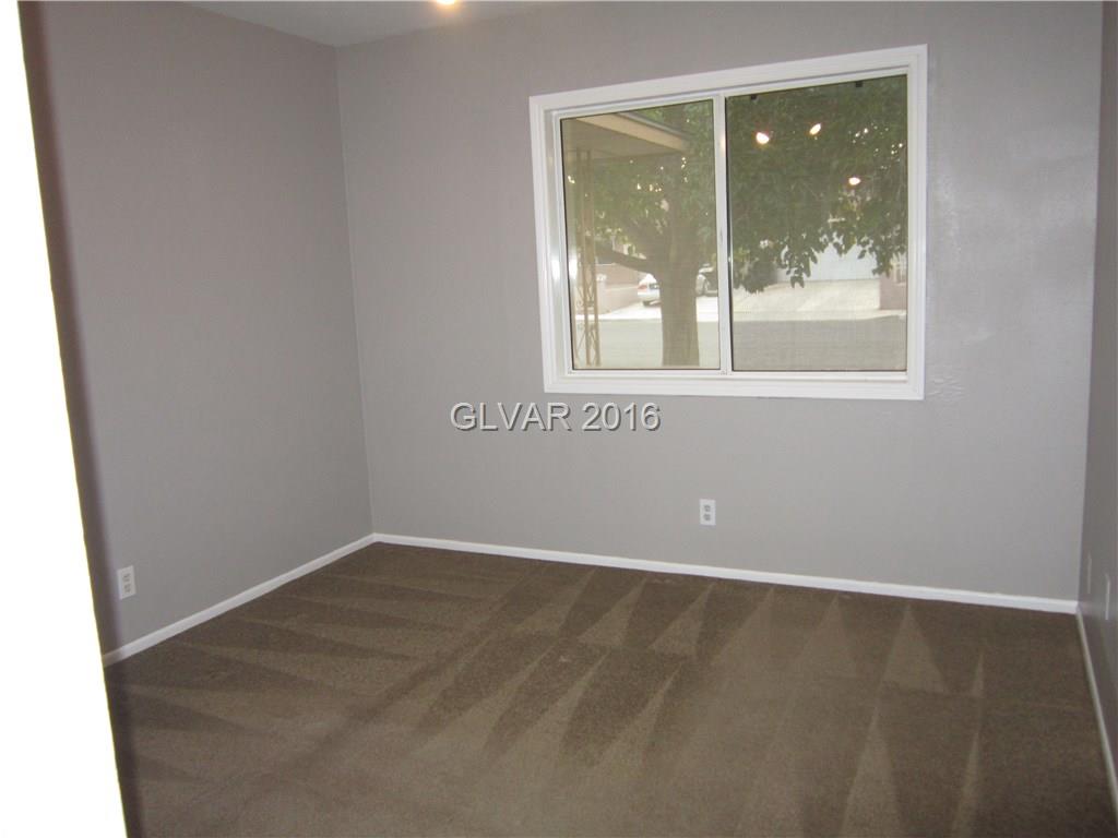 201 Lightning St