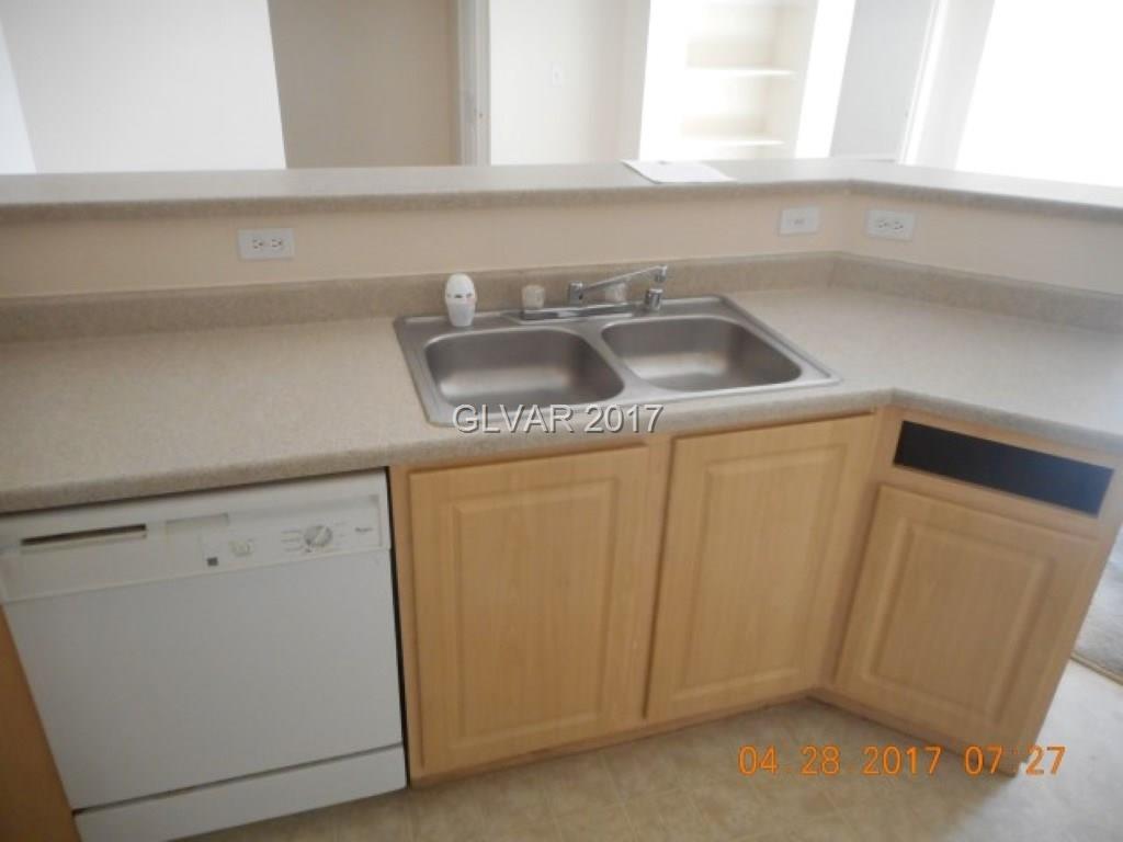 8250 N Grand Canyon Dr #2082