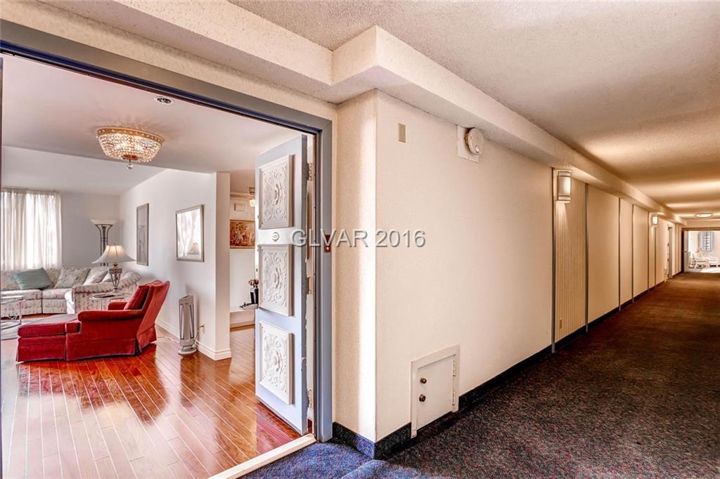 205 E Harmon Ave #802