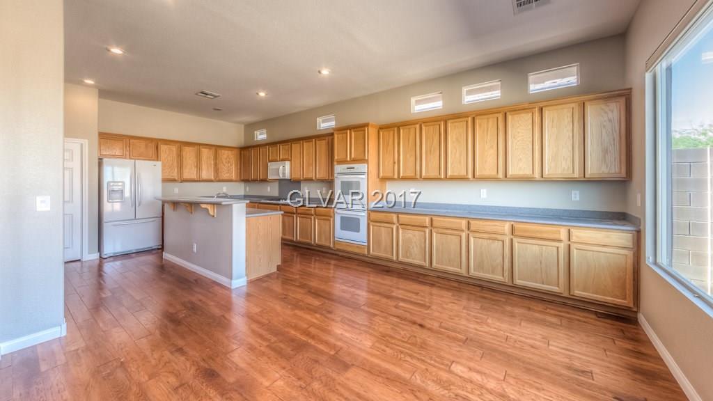9156 Sendero Ave
