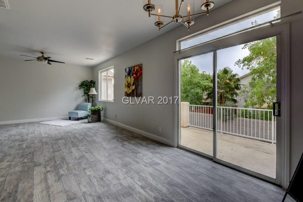 525 Green Gables Ave