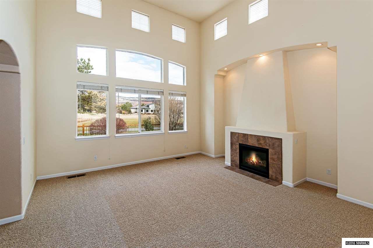 7242 Noah Ct