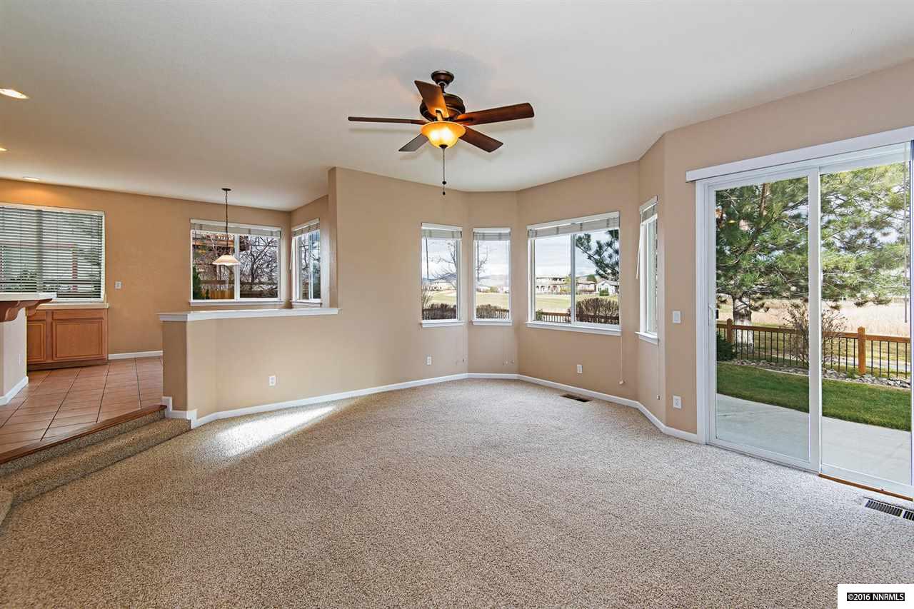 7242 Noah Ct