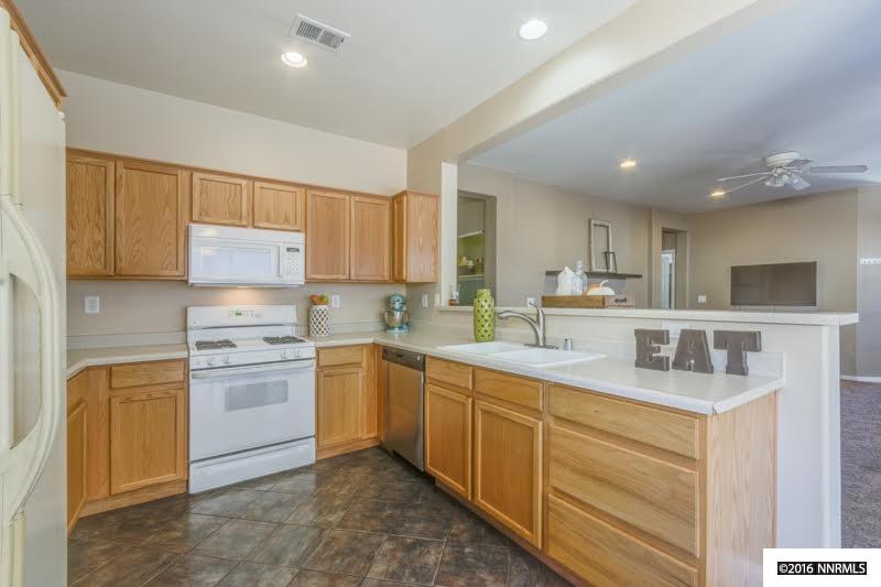 5417 Desert Peach Dr