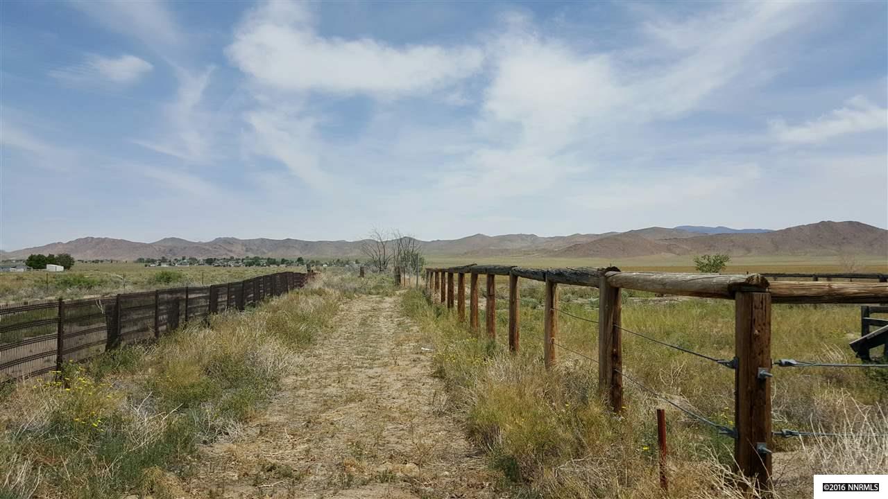 For Sale: 14 Thurston Way Yerington, NV 89447