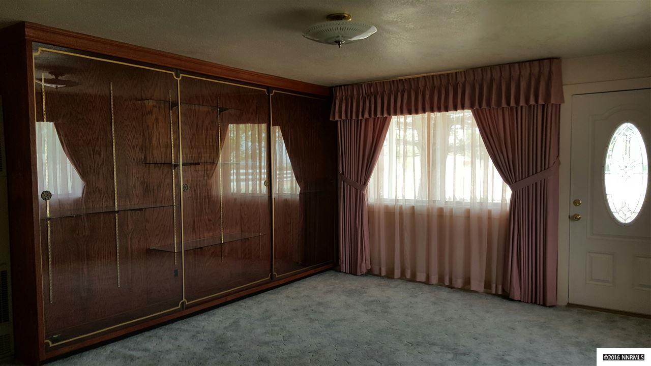 For Sale: 14 Thurston Way Yerington, NV 89447