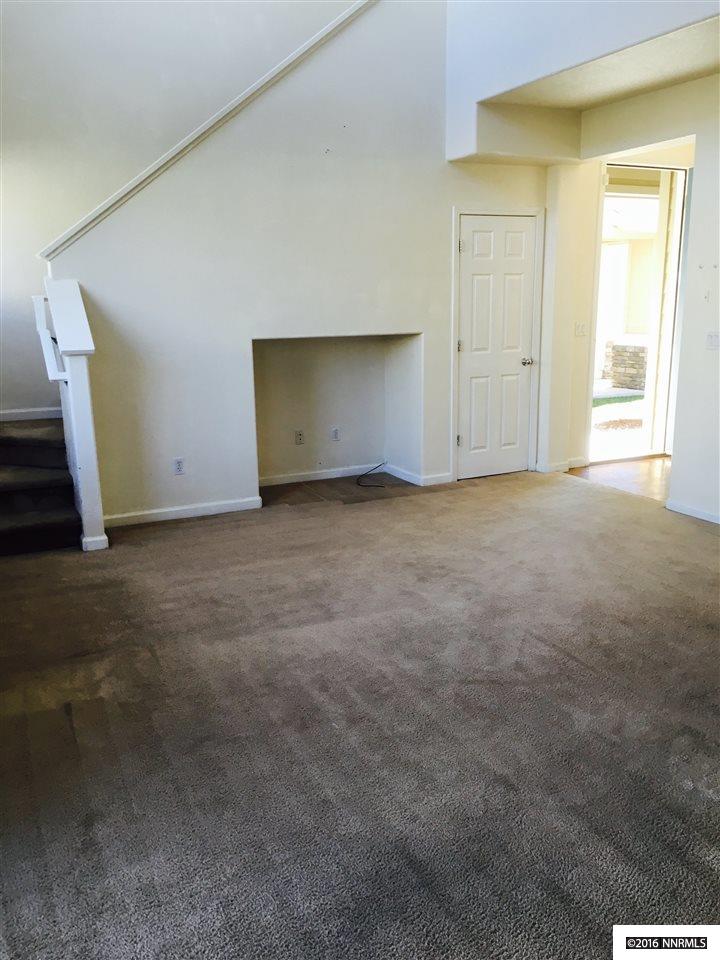 9225 Lone Wolf Cir