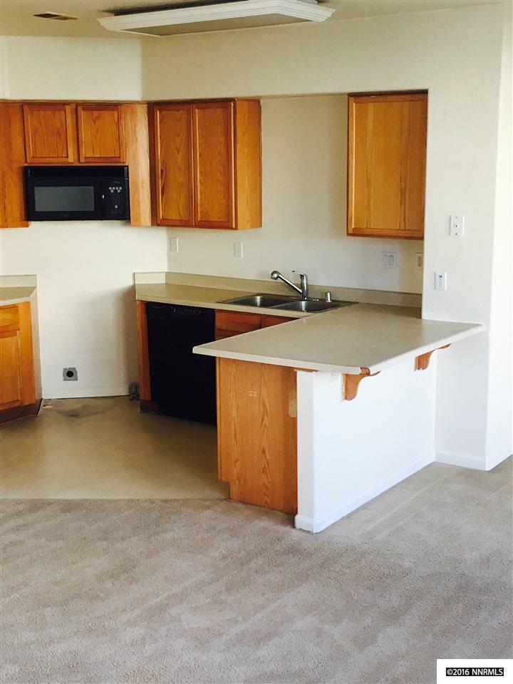 9225 Lone Wolf Cir