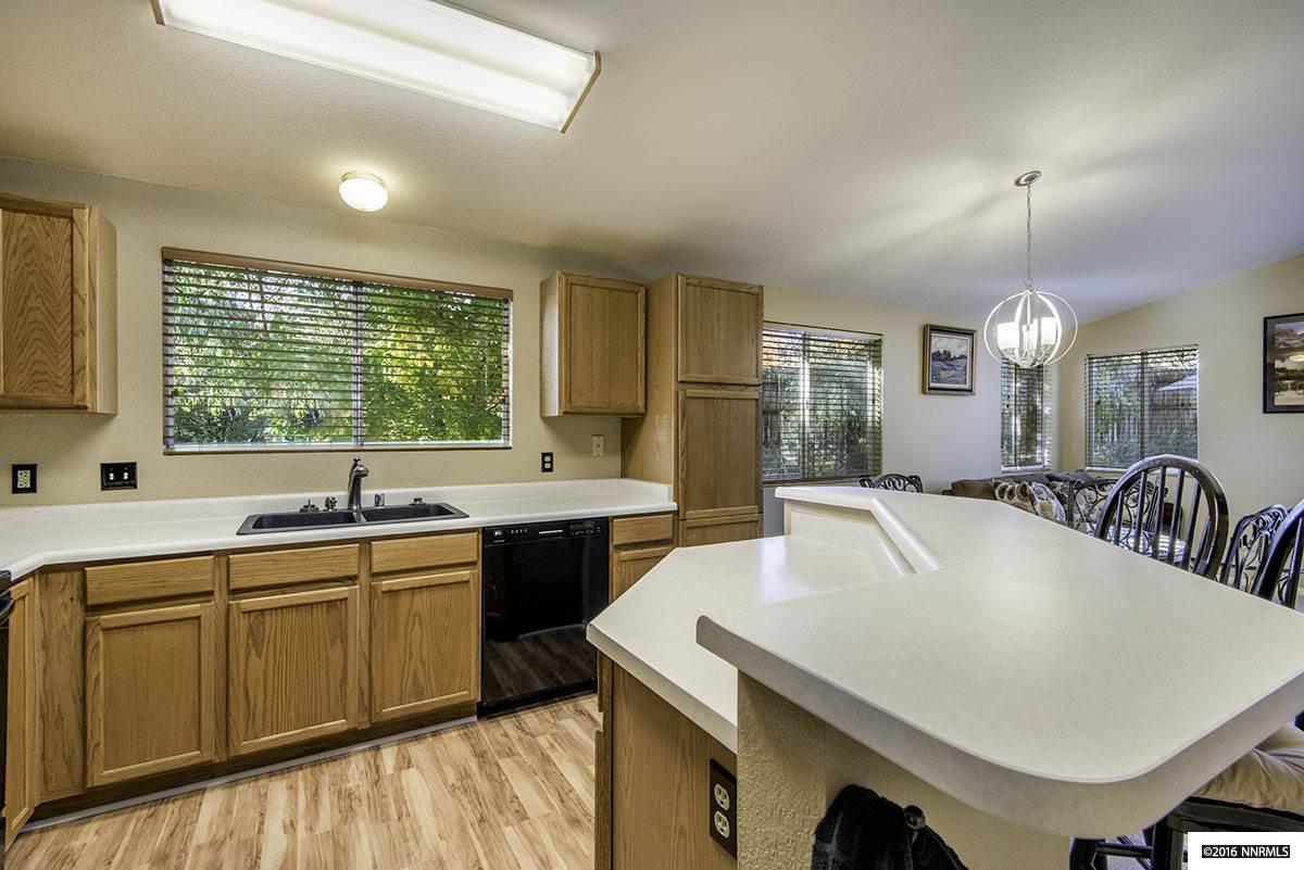 6821 Sonterra Ln