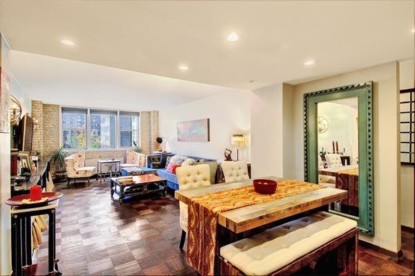 245 E 25th St #16-L