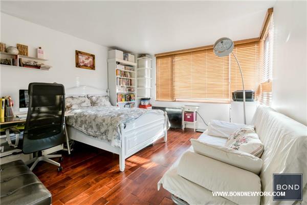1600 Broadway #18-D