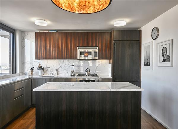 201 E 62nd St #19-B