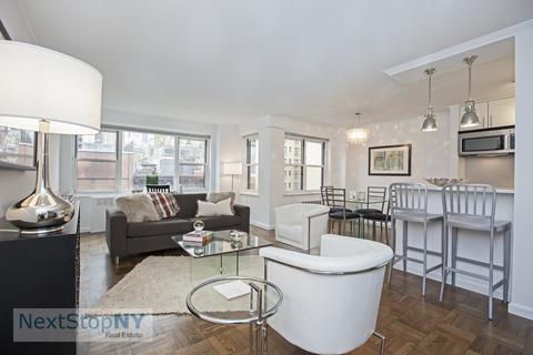 245 E 54th St #12L