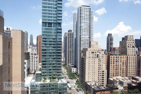 245 E 54th St #12L