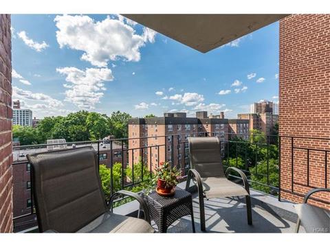 3299 Cambridge Ave #7A