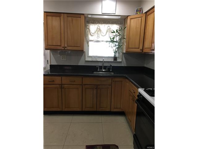 2705 Laconia Ave