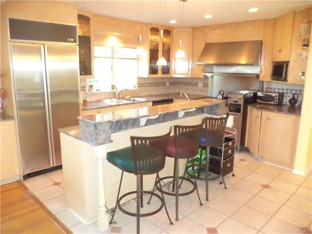11 Bramblebrook Rd