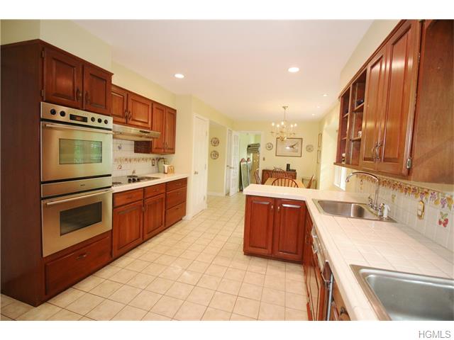 For Sale: 73 Hickory Pass Bedford, NY 10506