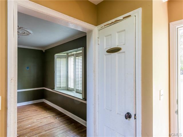 For Sale: 2 Plymouth Rd Chappaqua, NY 10514