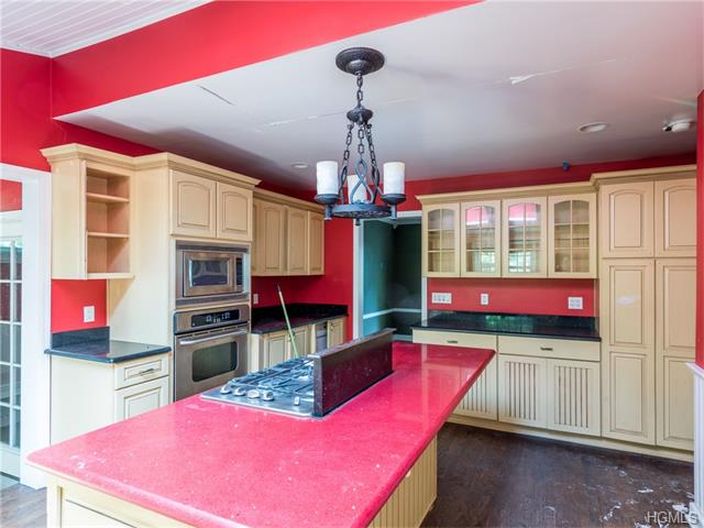 For Sale: 2 Plymouth Rd Chappaqua, NY 10514