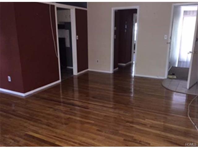 4 Dove Ct #L