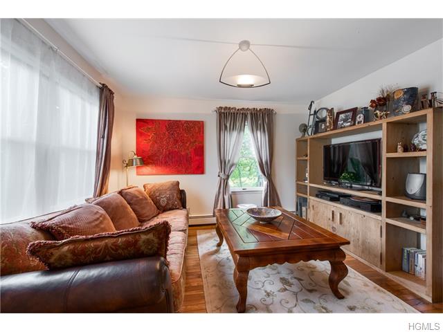 For Sale: 11 Pleasant St Katonah, NY 10536