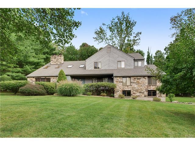6 Cherokee Ct