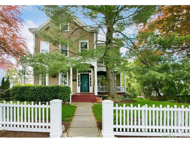 219 N Barry Ave