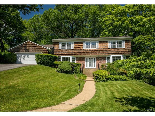 219 N Barry Ave