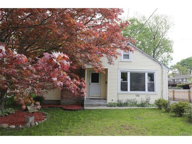 1407 Regent Dr