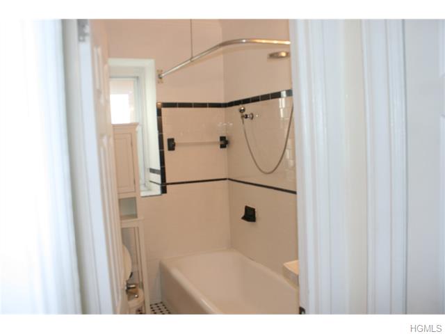 For Sale: 60 W Broad St #APT 2H Mount Vernon, NY 10552