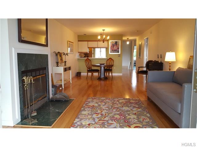 For Sale: 51 Hudson Point Ln Ossining, NY 10562