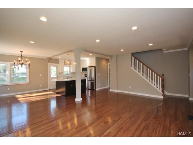 1 Ridgeview Dr