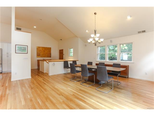 133 Cedar Ln