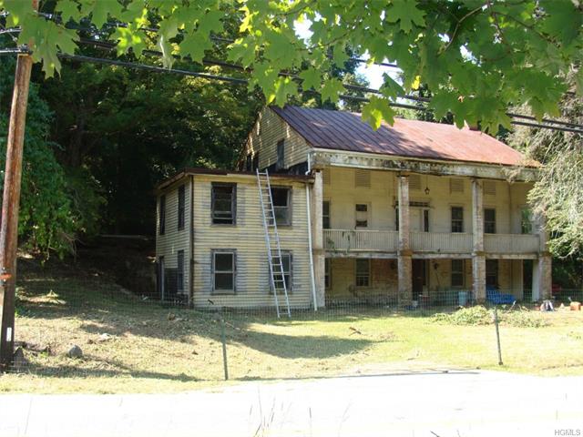 3 Adrian Ct #A