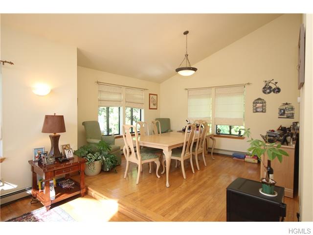 For Sale: 30 Apple Hill Dr Cortlandt Manor, NY 10567