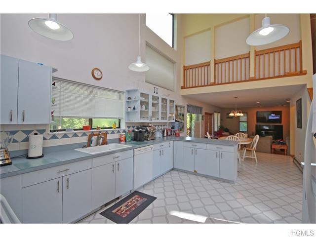 For Sale: 30 Apple Hill Dr Cortlandt Manor, NY 10567