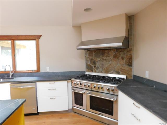 5 Banks Hill Rd